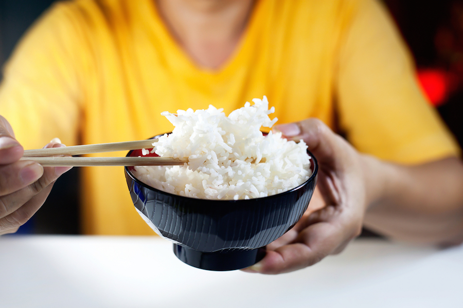 Cuántos carbohidratos necesitas al día